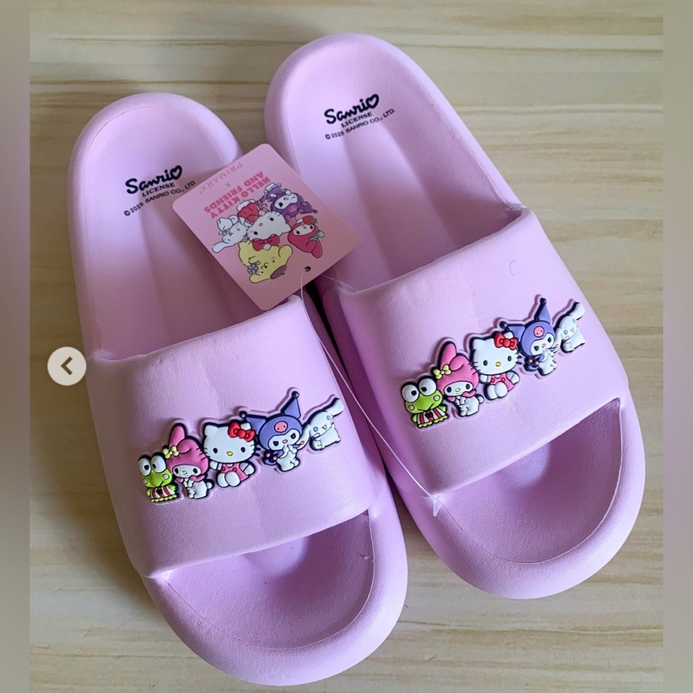 Sanrio Light Pink slippers